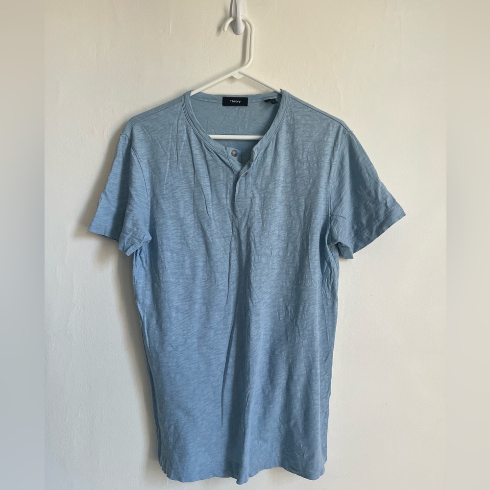 SMALL Theory Men's Gaskell H Nebulous Henley Light blue buttons like new